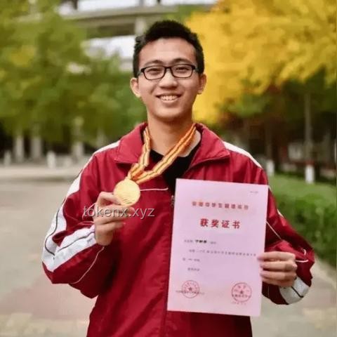 清华计算机入学教育深度解析：“关于如何做科研的一些个人经验”实践案例